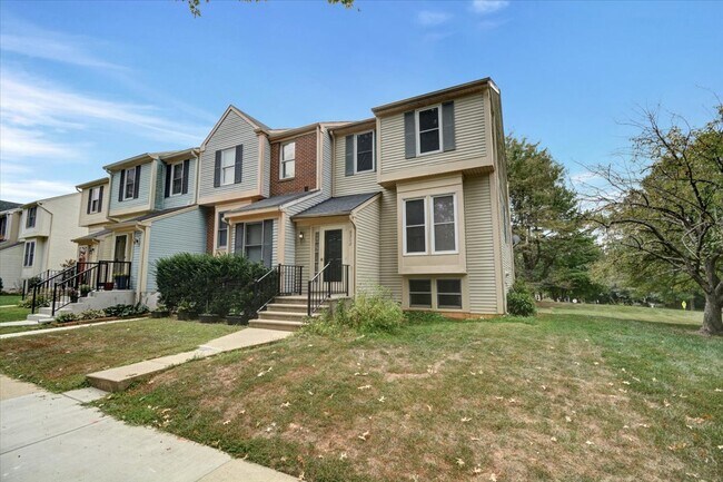 Building Photo - 8312 Sperry Ct