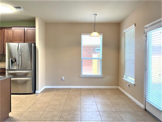 Foto del edificio - 1505 Ascot St