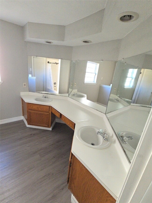 Building Photo - 14651 Via Del Norte Dr