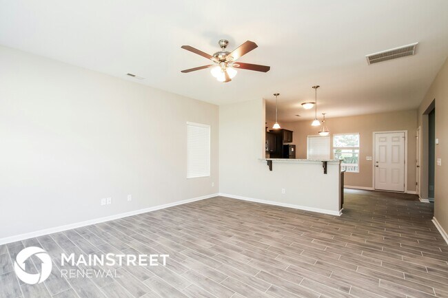 Foto del edificio - 150 Daisy Ave