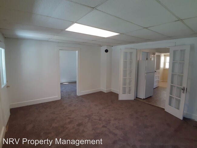Building Photo - 2 br, 1 bath House - 3171 Pilot Road