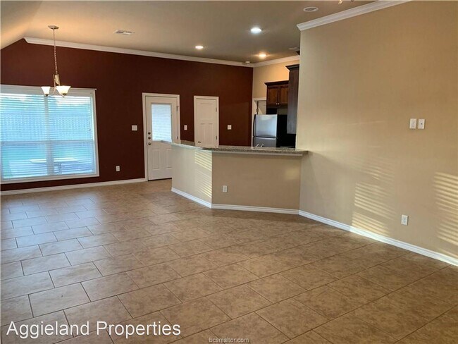 Building Photo - 4 br, 3 bath House - 3528 Davidson