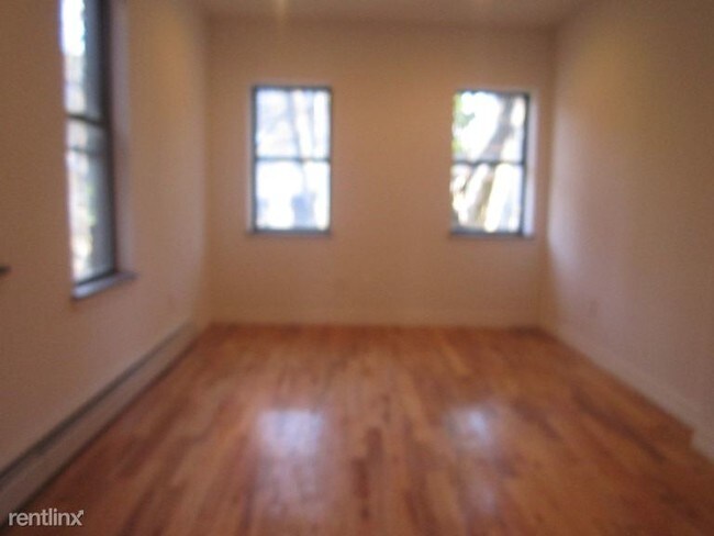 Building Photo - 1010 Halsey St