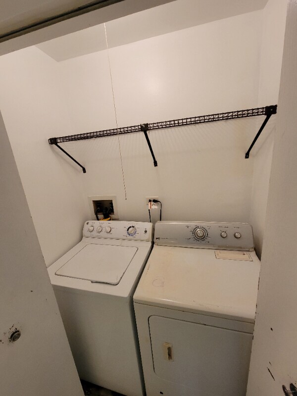 Foto del edificio - 2637 Wingate Ct