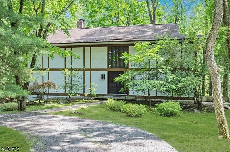 163 Rolling Hill Rd, Montgomery, NJ 08558 Room for Rent in Montgomery