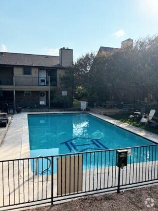 Building Photo - 5608 Cougar Dr