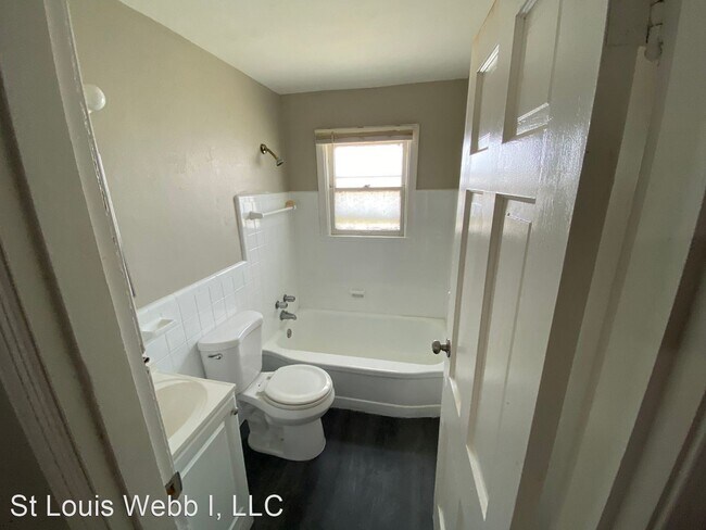 Building Photo - 3 br, 1 bath House - 2730 Kinamore Dr