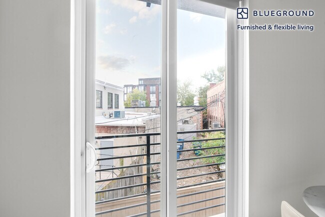 Foto del edificio - 816 Potomac Ave SE