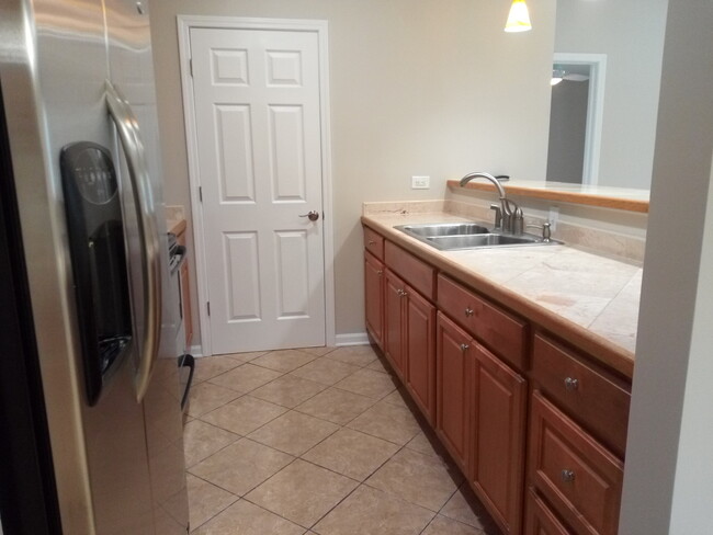 1341 Cunat Ct Unit 2B Lake in the Hills IL 60156 Condo for Rent in 1341 Cunat Ct Unit 2B Lake in the Hills IL 60156 Condo for Rent in