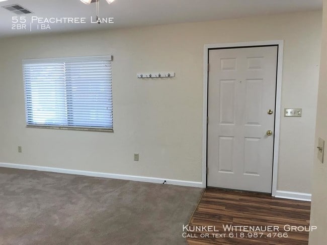 Building Photo - 55 Peachtree Ln