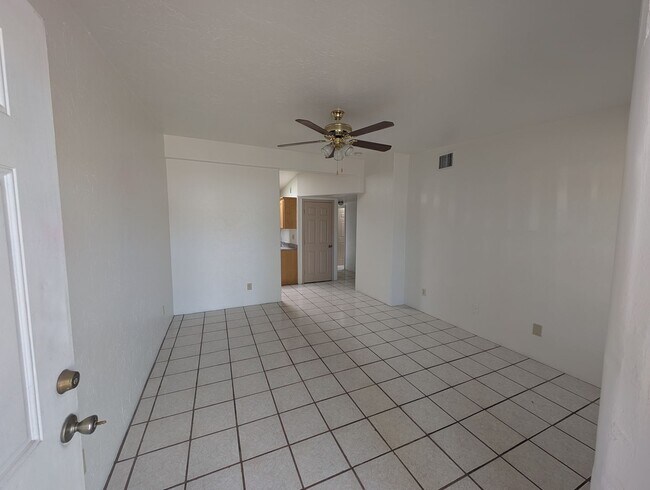 Foto del edificio - 2319 N Sonoita Ave
