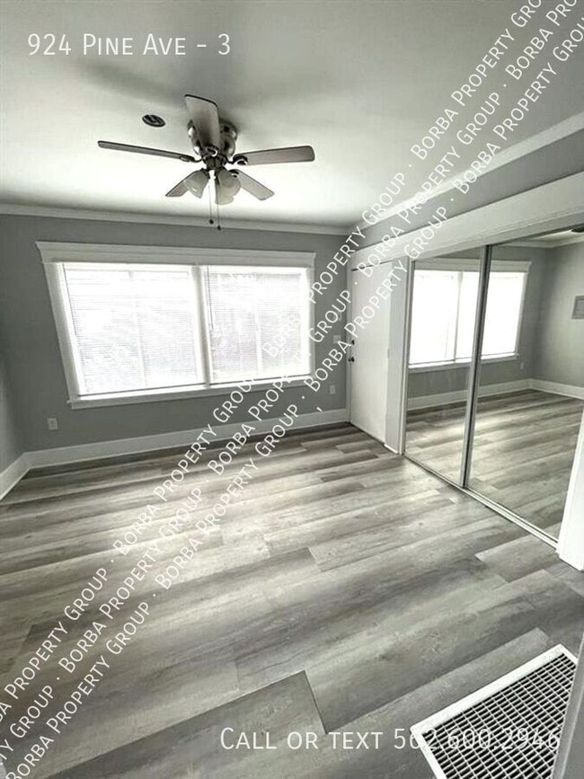 Building Photo - 924 Pine Ave