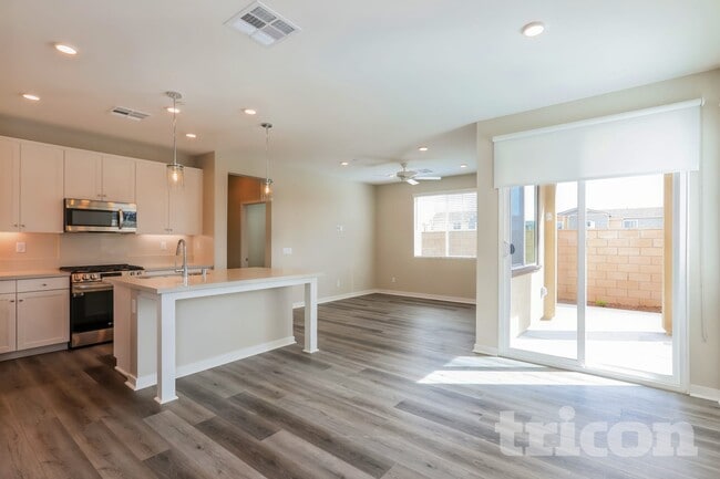 Building Photo - 31631 Willowood Way