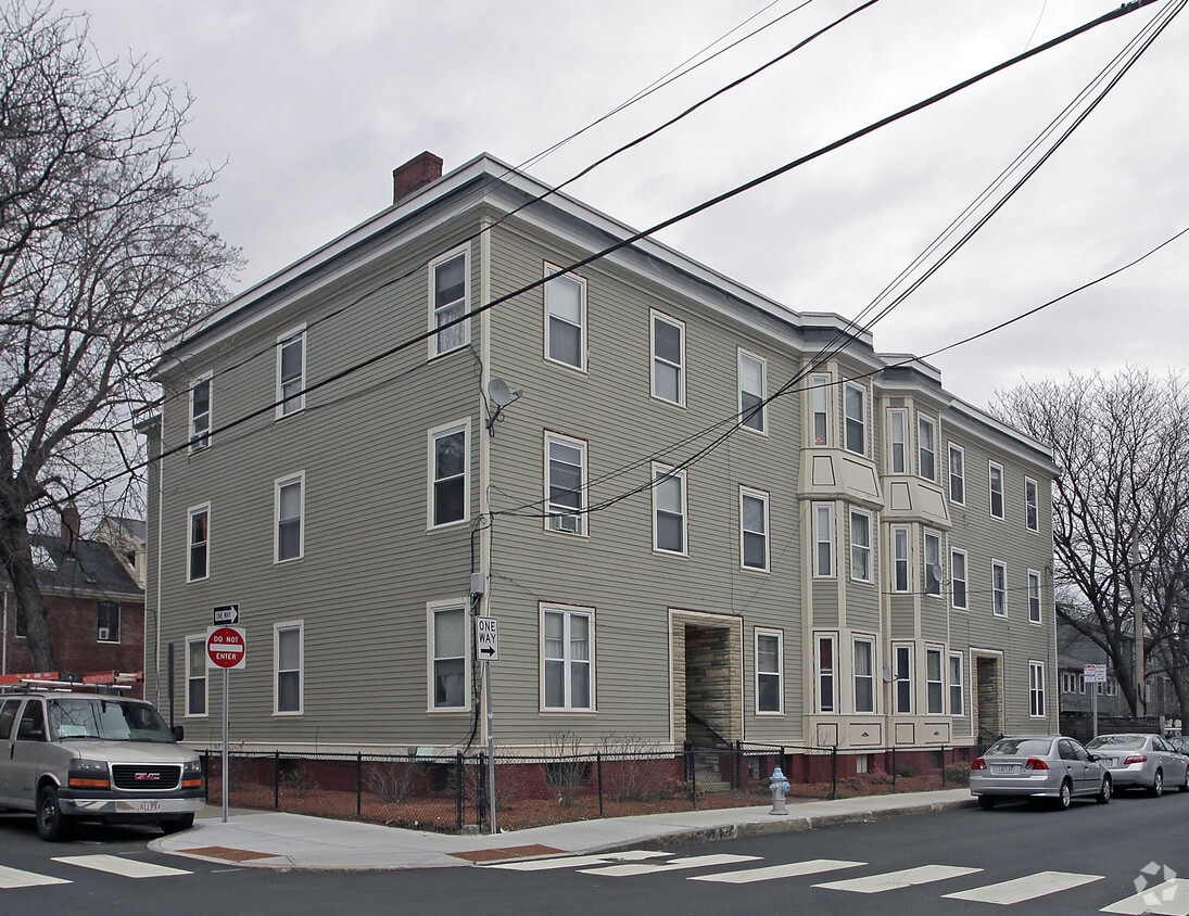 Primary Photo - 181 Erie St
