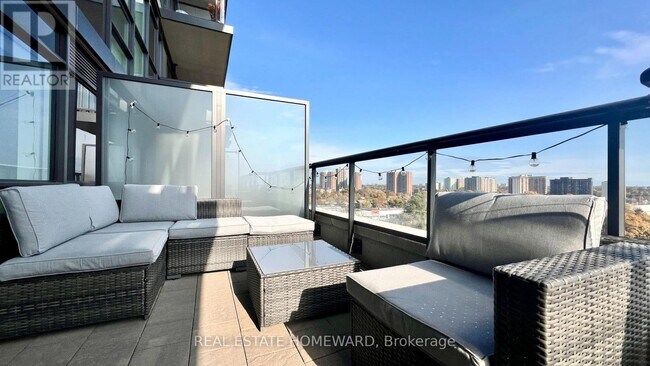 Photo du bâtiment - 8 Trent Ave