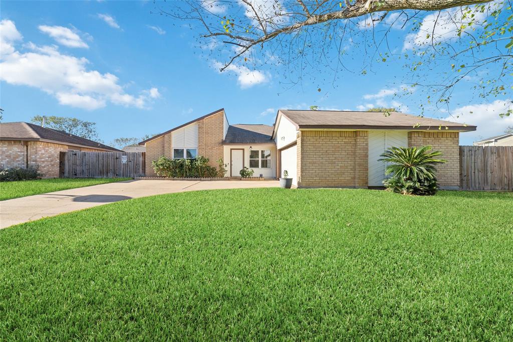 7914 Tamayo Dr, Houston, TX 77083 House for Rent in Houston, TX