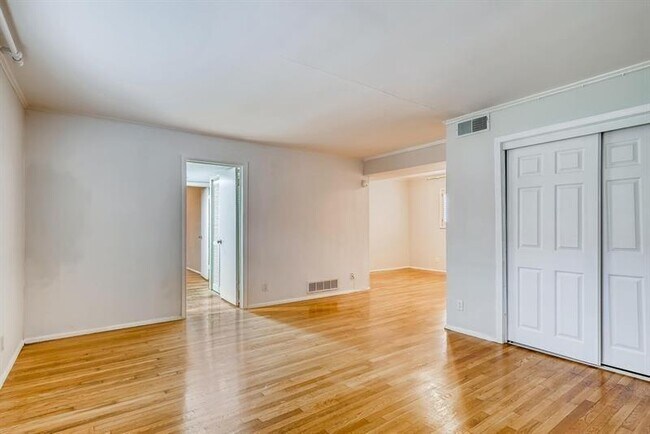 Foto del edificio - 3660 Peachtree Rd