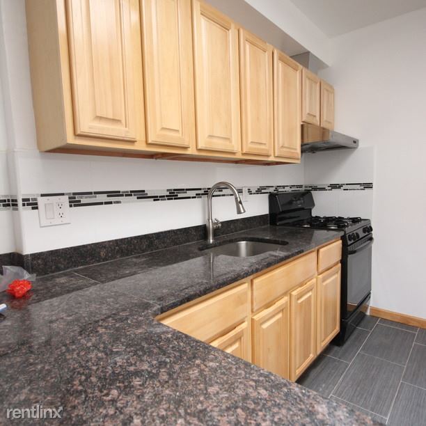 Foto del edificio - 563 Seneca Ave