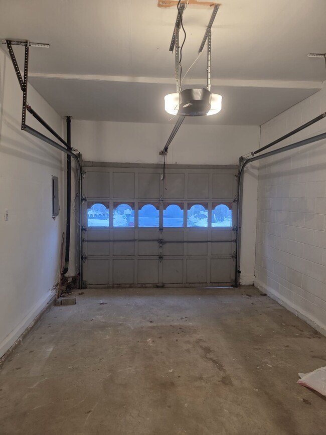 Foto del edificio - 107 Provincetown Ct