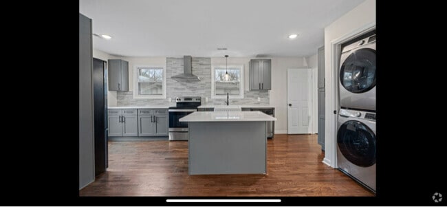 Building Photo - 565 Lockwood Ct