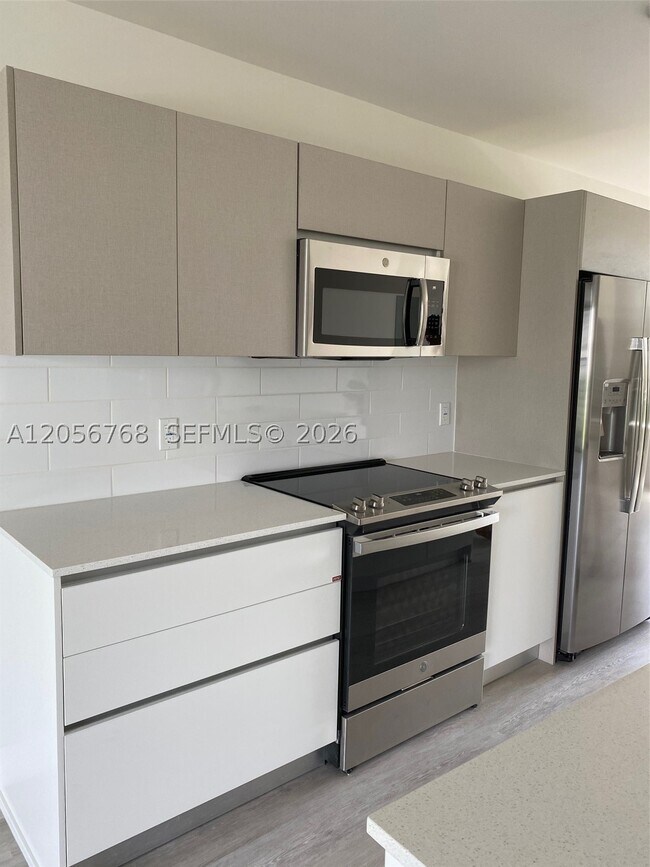 Foto del edificio - 2505 NE 193rd St