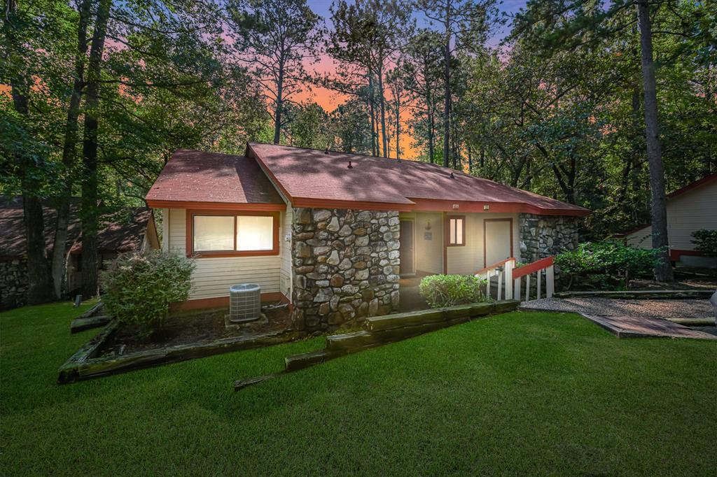 613 Players Pl, Brookeland, TX 75931 Condo for Rent in Brookeland, TX