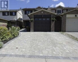 Building Photo - 28 Moorehouse Dr