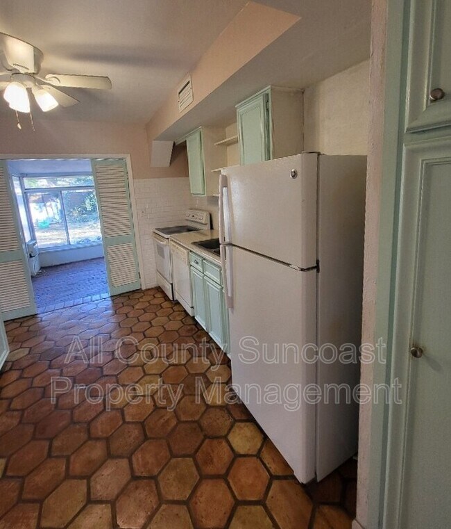 Foto del edificio - 11173 51st Ave N