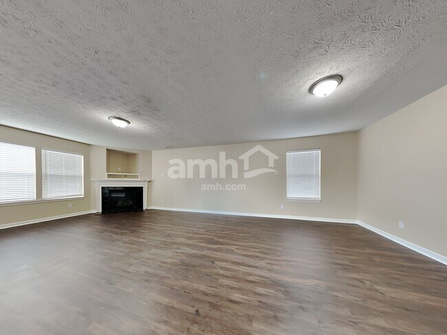 Building Photo - 1351 Blue Ridge Ln