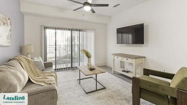 Building Photo - 15777 Quorum Dr