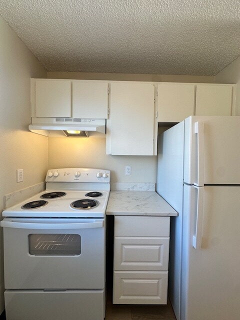 Foto del edificio - 2-Bedroom Upstairs Corner Unit; 1-Bath