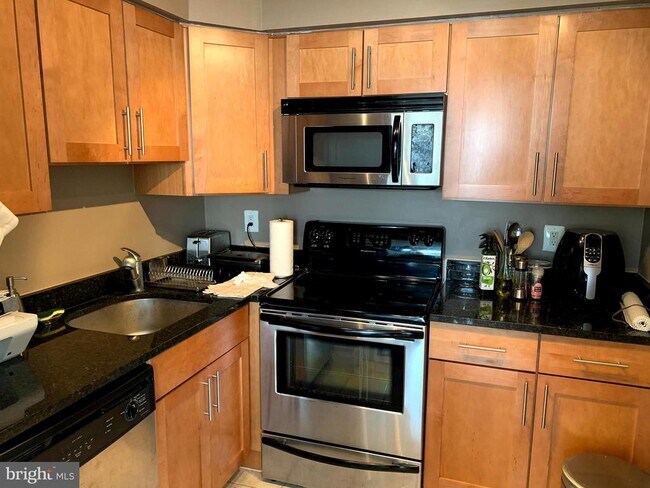Foto del edificio - 3609 38th St NW