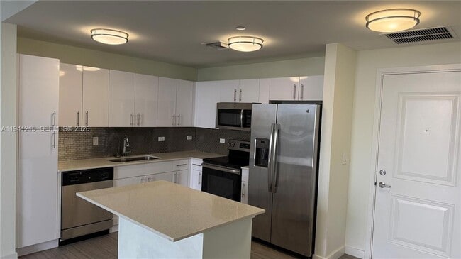 Photo - 1776 Polk St Apartment