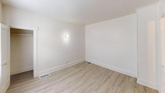 Foto del edificio - 1204 2nd St NW