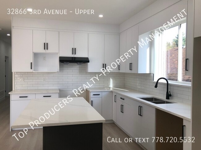 Photo du bâtiment - Brand New 4 Bedroom