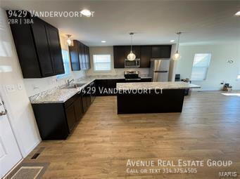 Foto del edificio - 9429 Vandervoort Ct
