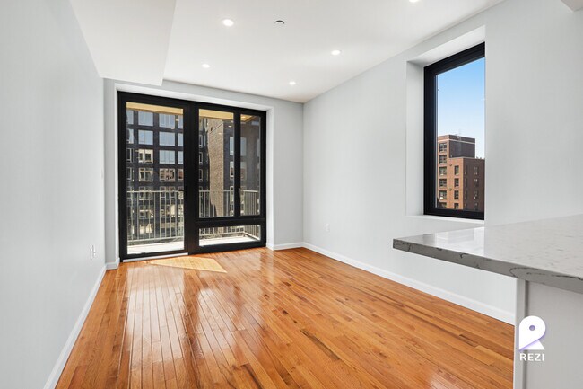 Foto del edificio - 148-36 89th Ave