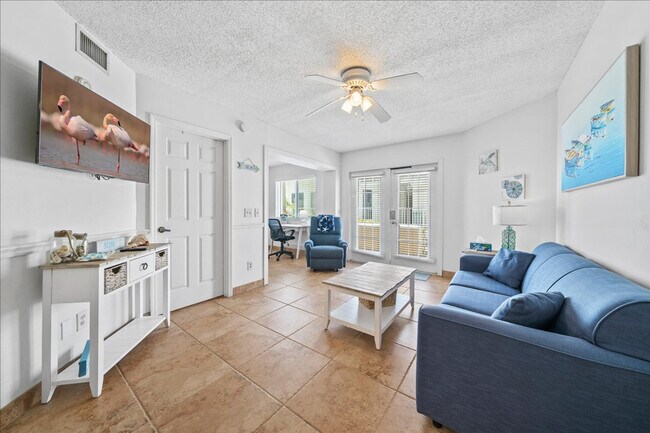 Foto del edificio - 8600 Ridgewood Ave