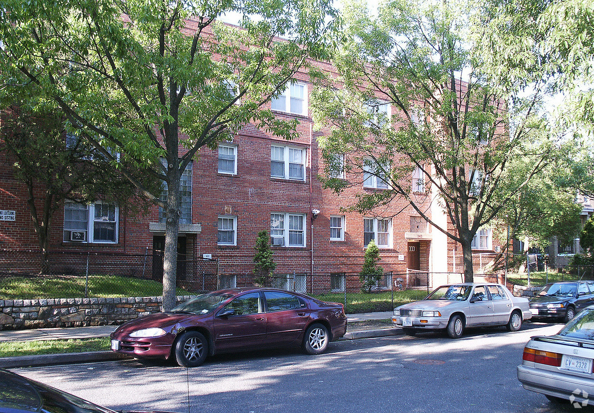 Primary Photo - 343-351 Raleigh St SE