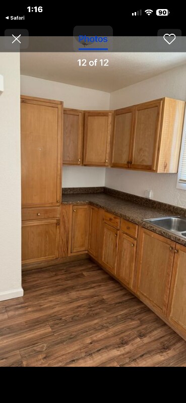 Building Photo - 8619 Bennett Ave