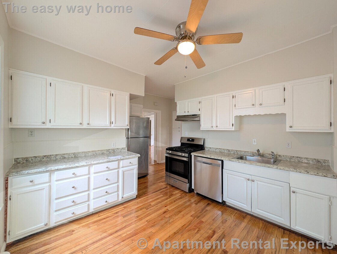 Primary Photo - 28 Ripley St