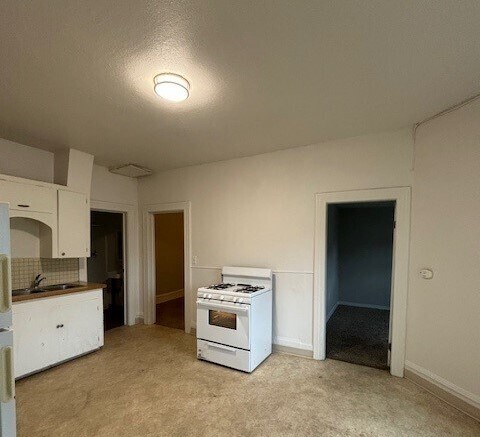Foto del edificio - 1328 W Dean Ave