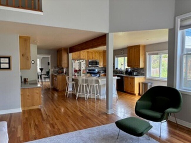 Foto del edificio - 815 Trail Ridge Dr