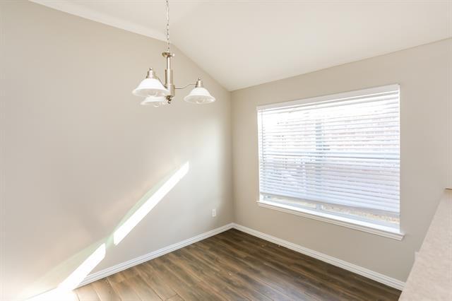 Foto del edificio - 3305 Overstreet Ln