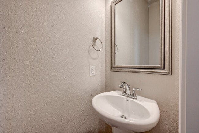Building Photo - 5039 Pr Ter Ln