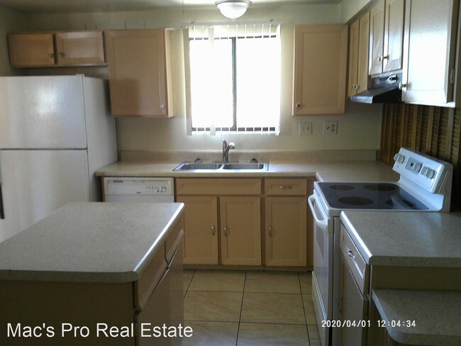 Building Photo - 4 br, 2 bath House - 2064 W. Wetmore Road
