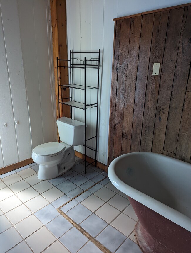 8 Barbour St, Glouster, OH 45732 House Rental in Glouster, OH