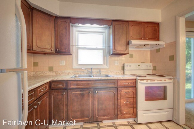 Foto del edificio - 3 br, 1.5 bath House - 2502 S. Vine St. Un...