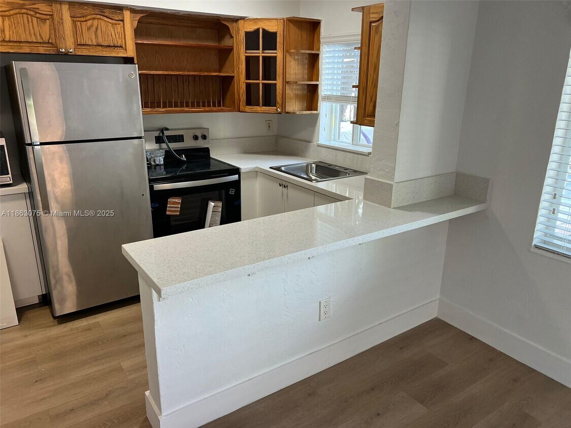 Foto del edificio - 783 NW 96th St