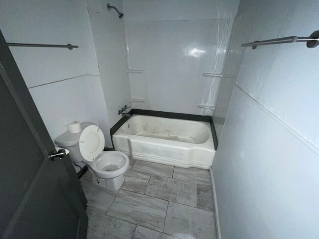 Foto del edificio - 3bd 1b house! Right off 20th St.